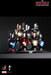 Hot Toys: Iron Man 1/6th Bust Set (Series 1)